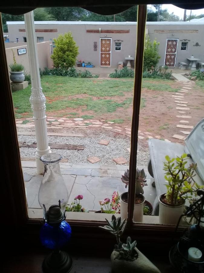 Calvinia Carmel Villa B&B Or Self-Catering מראה חיצוני תמונה