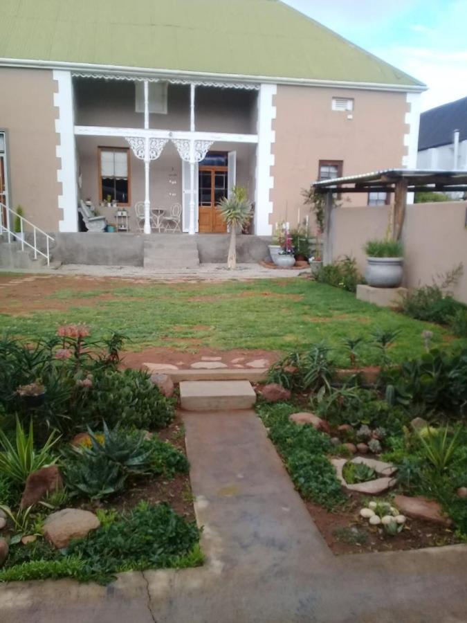 Calvinia Carmel Villa B&B Or Self-Catering מראה חיצוני תמונה